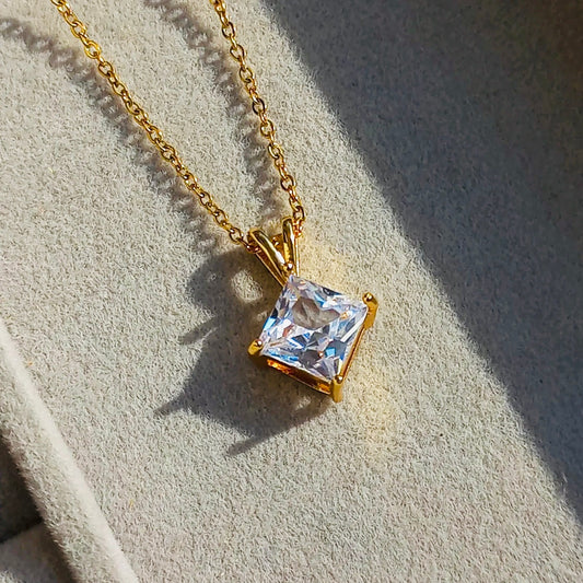 Dainty Diamond Necklace