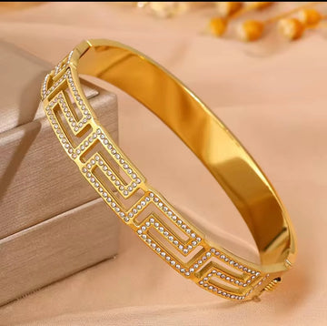 Fendi Stoned Handcuff