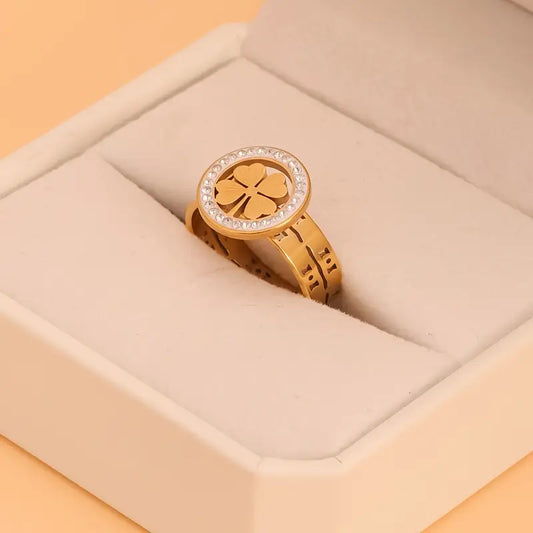 Four Leaf Ring