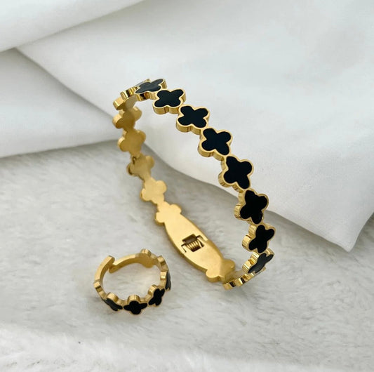 Black Vancleef Handcuff and Ring Set