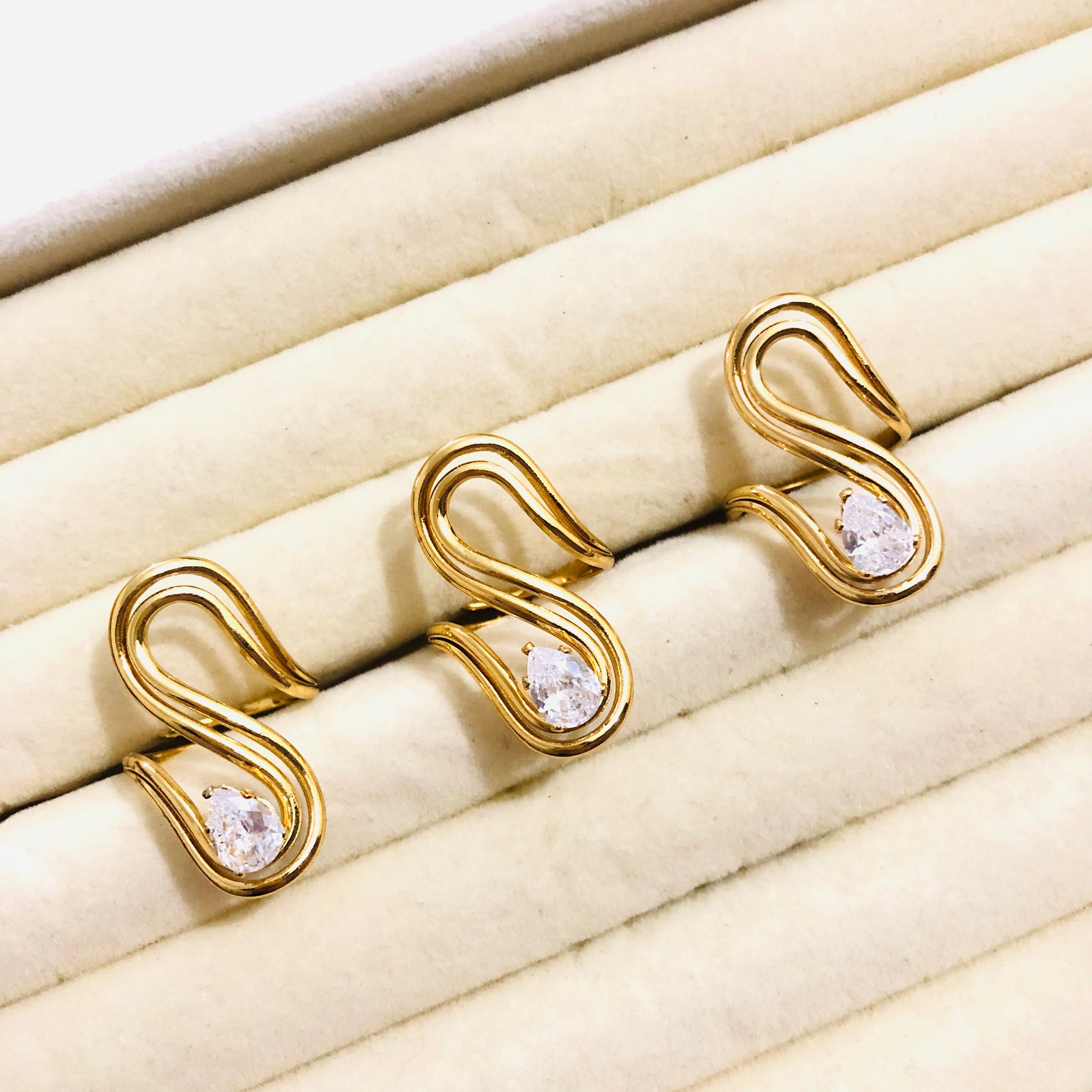 Drop Stone Adjustable Ring