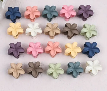 Mini Flower Claw Clips