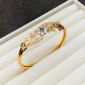 Green Stone Floral Handcuff