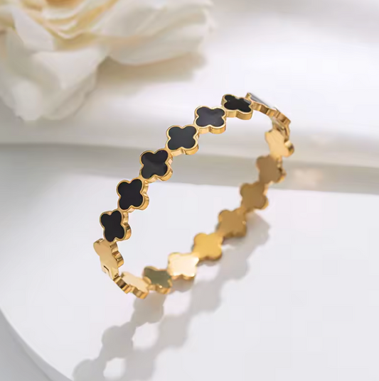 Black Vancleef Handcuff