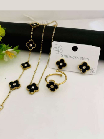 5Pcs Black Clover Stone Set