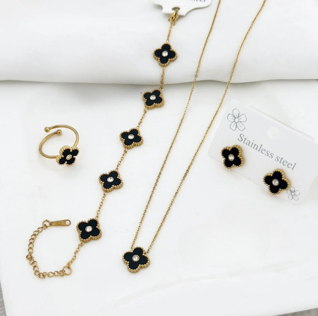 5Pcs Black Clover Stone Set